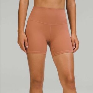 Lululemon High-Rise Align Short 6”
